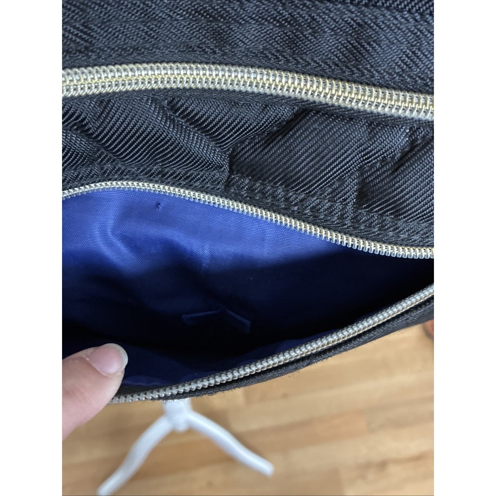 Kenneth Cole Reaction Backpack Black Nylon Chevron Quilted Gold Hardware Zipper - Picture 4 of 14